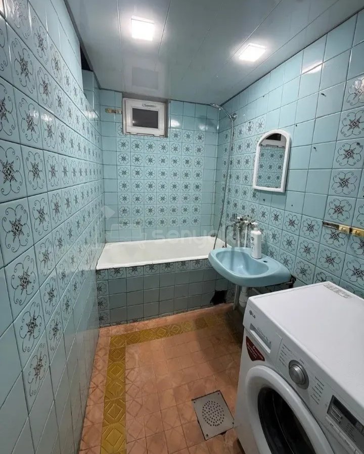 3 Սենյականոց Բնակարան, 80քմ, 1/9 հարկ, Նորմալ Վիճակում, Կահավորված