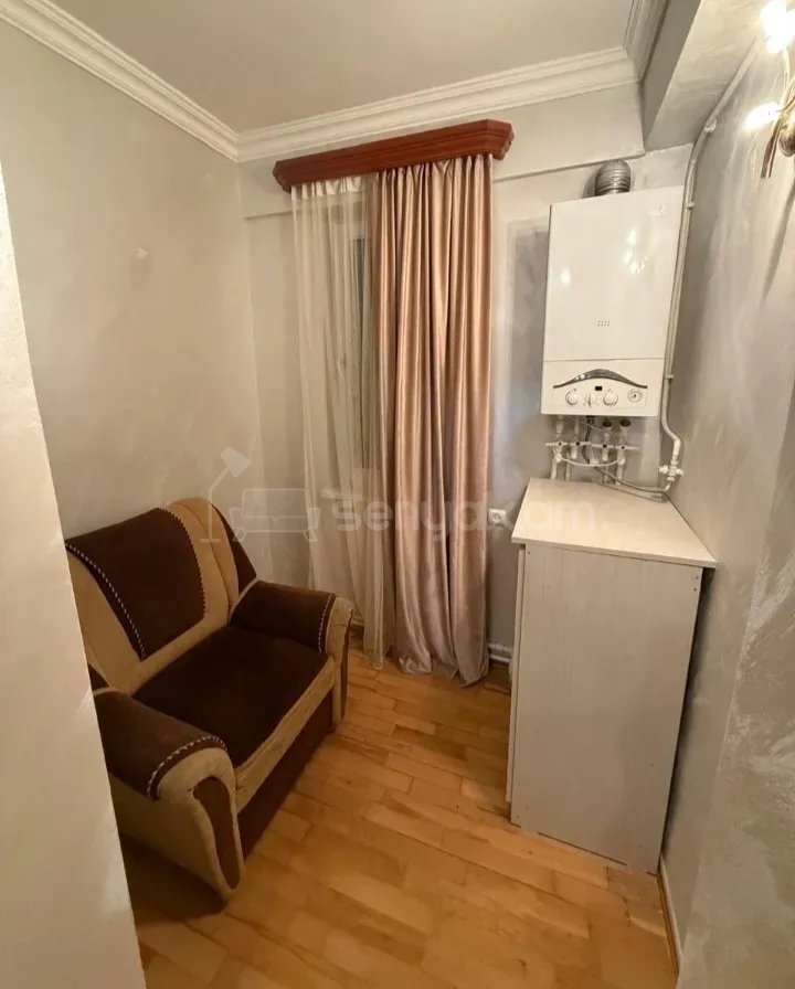 3 Սենյականոց Բնակարան, 80քմ, 1/9 հարկ, Նորմալ Վիճակում, Կահավորված