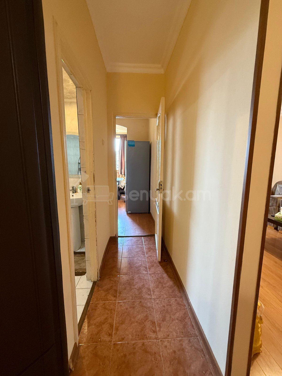 3 Սենյականոց Բնակարան Քարե Շենքում, 68քմ, 5/5 հարկ, Կապիտալ Վերանորոգված, Կահավորված, Արևկող