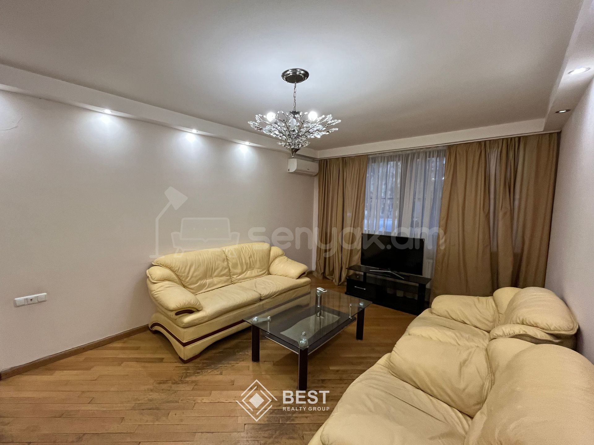 3 Սենյականոց Բնակարան Քարե Շենքում, 80քմ, 1/5 հարկ, Կապիտալ Վերանորոգված, Կահավորված, Արևկող