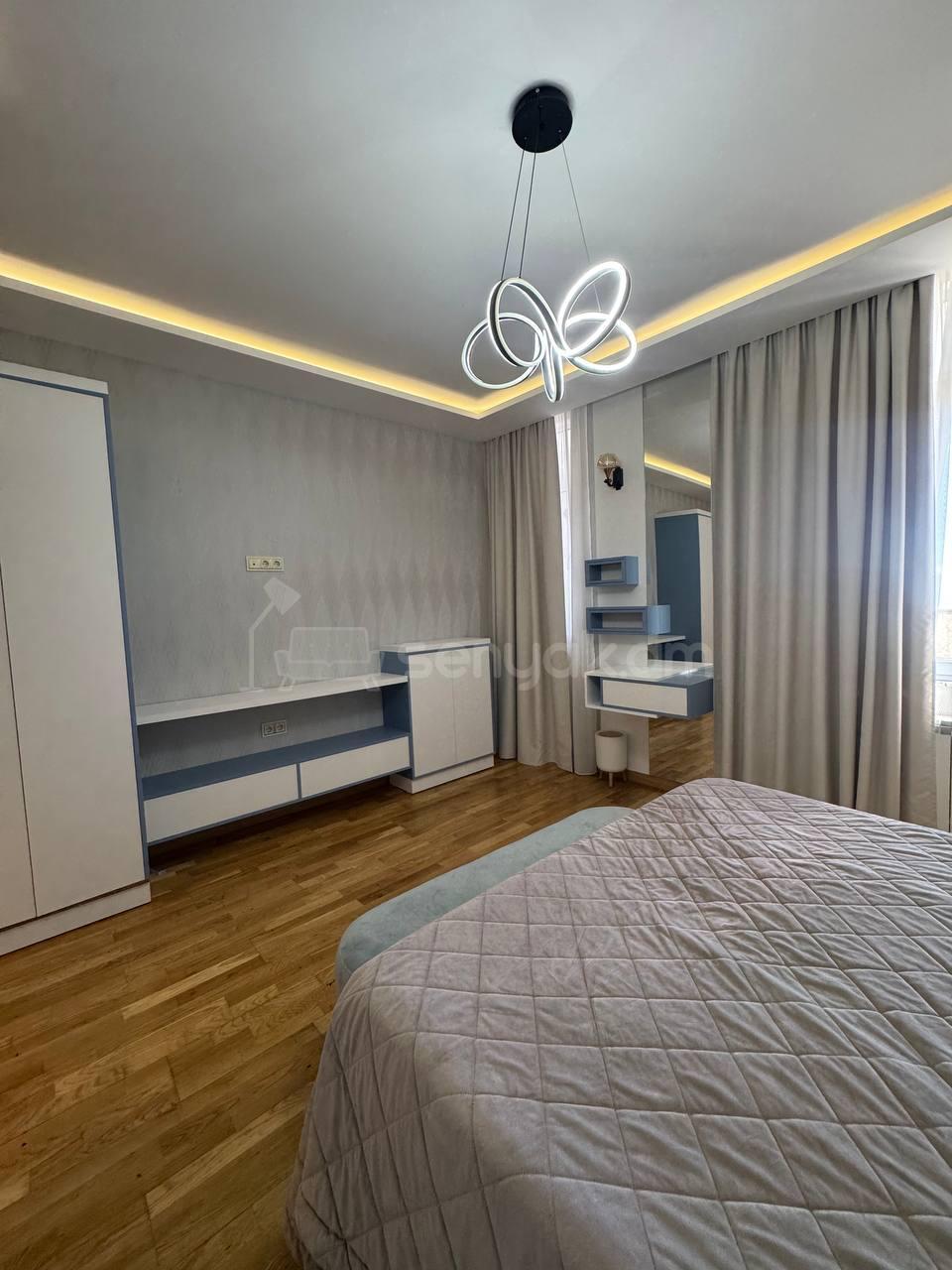 4 Սենյականոց Բնակարան, 300քմ, 15/16 հարկ, Դիզայներական Վերանորոգված, Կահավորված