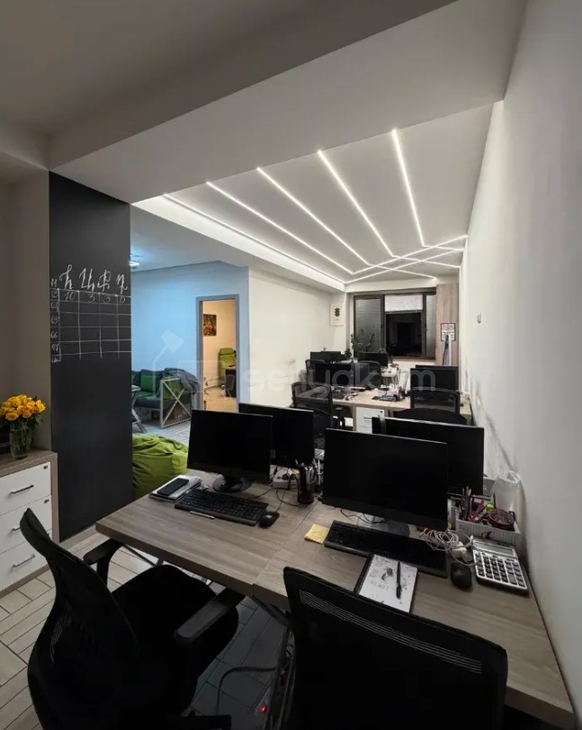 Նորակառույց Օֆիսային Տարածք, 60քմ