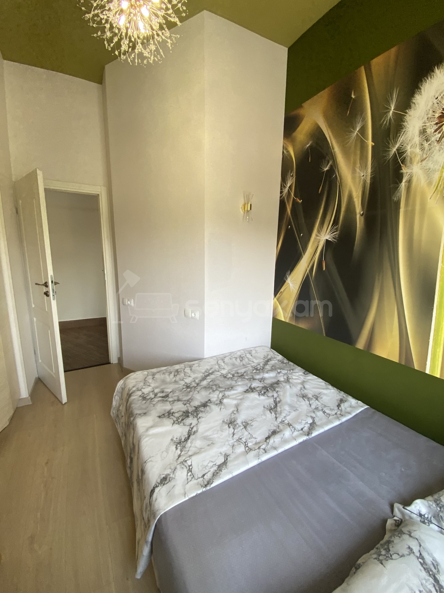 3 Սենյականոց Բնակարան Քարե Շենքում, 60քմ, 2/5 հարկ, Դիզայներական Վերանորոգված, Կահավորված, Արևկող