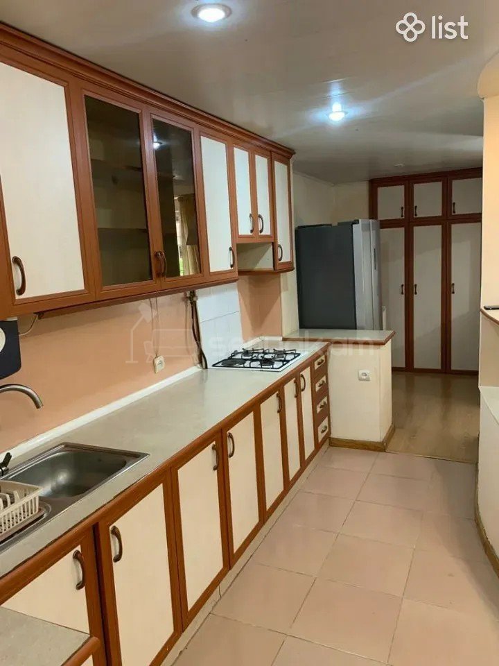 2 Սենյականոց Բնակարան, 65քմ, 3/9 հարկ, Կապիտալ Վերանորոգված, Կահավորված, Արևկող