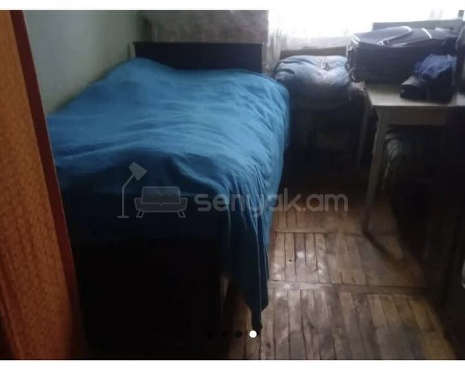 4 Սենյականոց Բնակարան Քարե Շենքում, 82քմ, 1/5 հարկ, Նորմալ Վիճակում