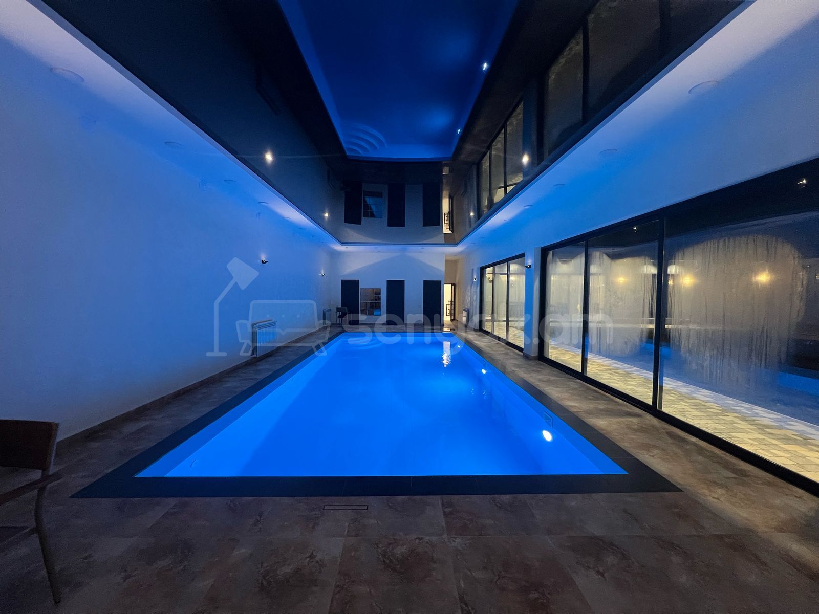 1 Սենյականոց Շքեղ Առանձնատուն, 200քմ, Լողավազանով