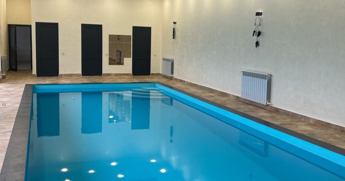1 Սենյականոց Շքեղ Առանձնատուն, 200քմ, Լողավազանով