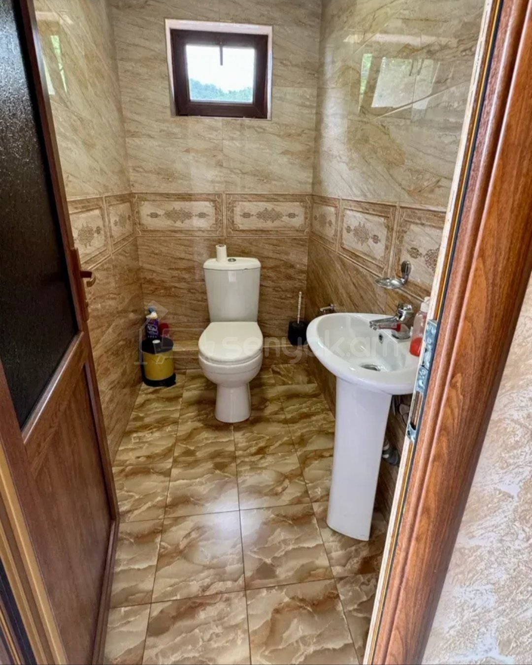 5 Սենյականոց Շքեղ Առանձնատուն, 200քմ, Լողավազանով