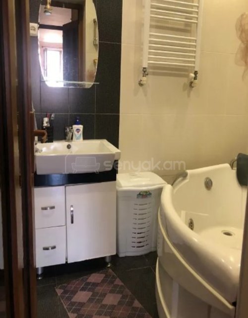 3 Սենյականոց Բնակարան, 75քմ, 8/9 հարկ, Կոսմետիկ Վերանորոգված, Կահավորված, Արևկող