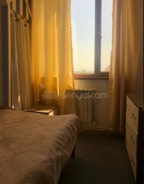 3 Սենյականոց Բնակարան, 75քմ, 8/9 հարկ, Կոսմետիկ Վերանորոգված, Կահավորված, Արևկող