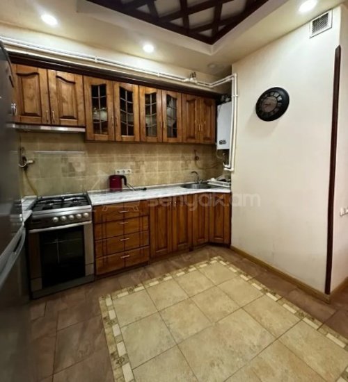 3 Սենյականոց Բնակարան, 78քմ, 6/9 հարկ, Կապիտալ Վերանորոգված, Կահավորված, Արևկող