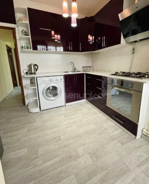 3 Սենյականոց Բնակարան Քարե Շենքում, 70քմ, 4/5 հարկ, Կոսմետիկ Վերանորոգված, Կահավորված, Արևկող