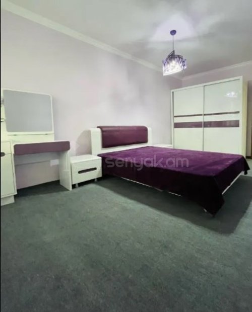 3 Սենյականոց Բնակարան Քարե Շենքում, 70քմ, 4/5 հարկ, Կոսմետիկ Վերանորոգված, Կահավորված, Արևկող