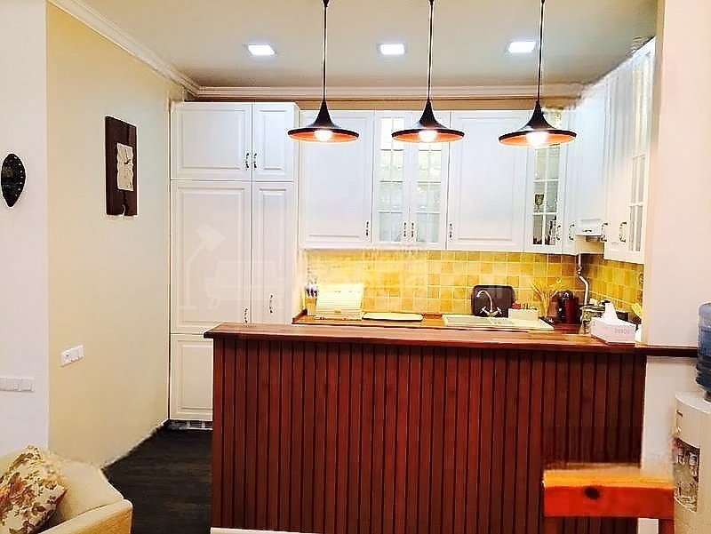 3 Սենյականոց Բնակարան Քարե Շենքում, 80քմ, 3/5 հարկ, Կապիտալ Վերանորոգված