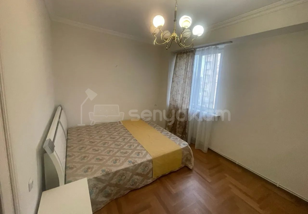 3 Սենյականոց Բնակարան, 80քմ, 7/9 հարկ, Նորմալ Վիճակում, Կահավորված