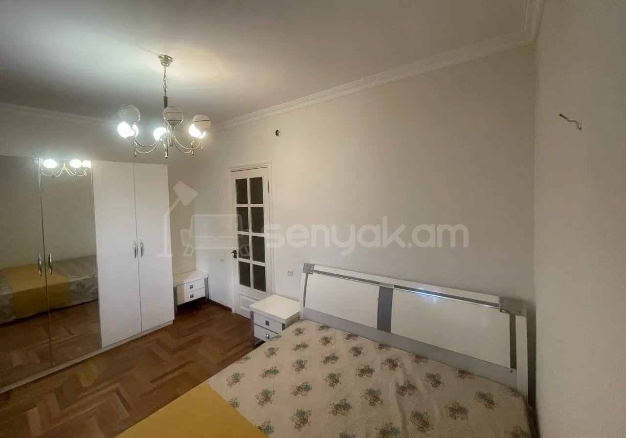 3 Սենյականոց Բնակարան, 80քմ, 7/9 հարկ, Նորմալ Վիճակում, Կահավորված