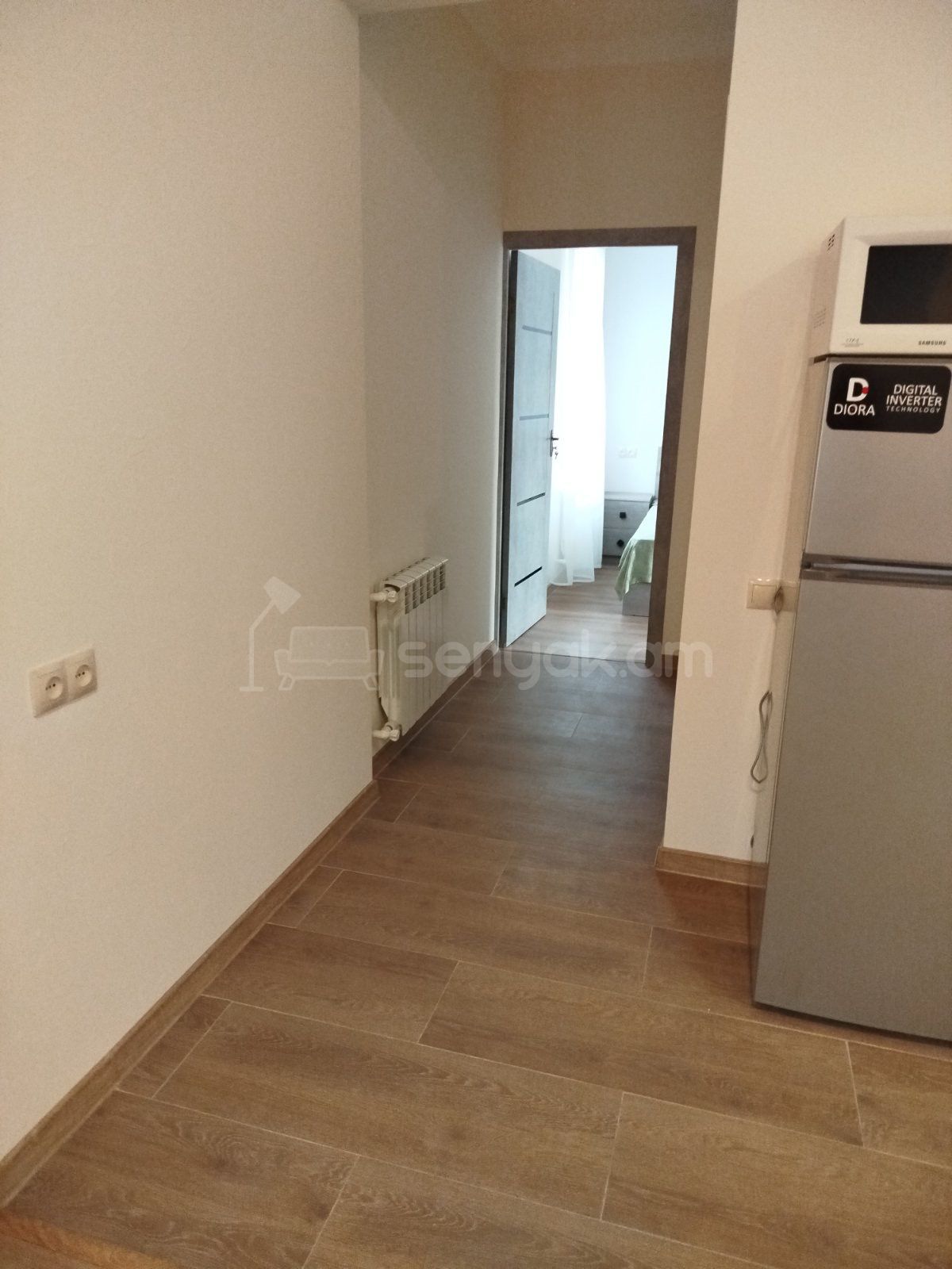 2 Սենյականոց Բնակարան Քարե Շենքում, 54քմ, 3/3 հարկ, Կապիտալ Վերանորոգված, Կահավորված