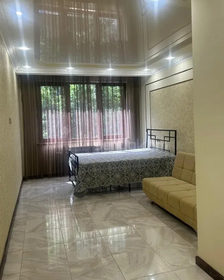 2 Սենյականոց Բնակարան Քարե Շենքում, 75քմ, 3/7 հարկ, Դիզայներական Վերանորոգված