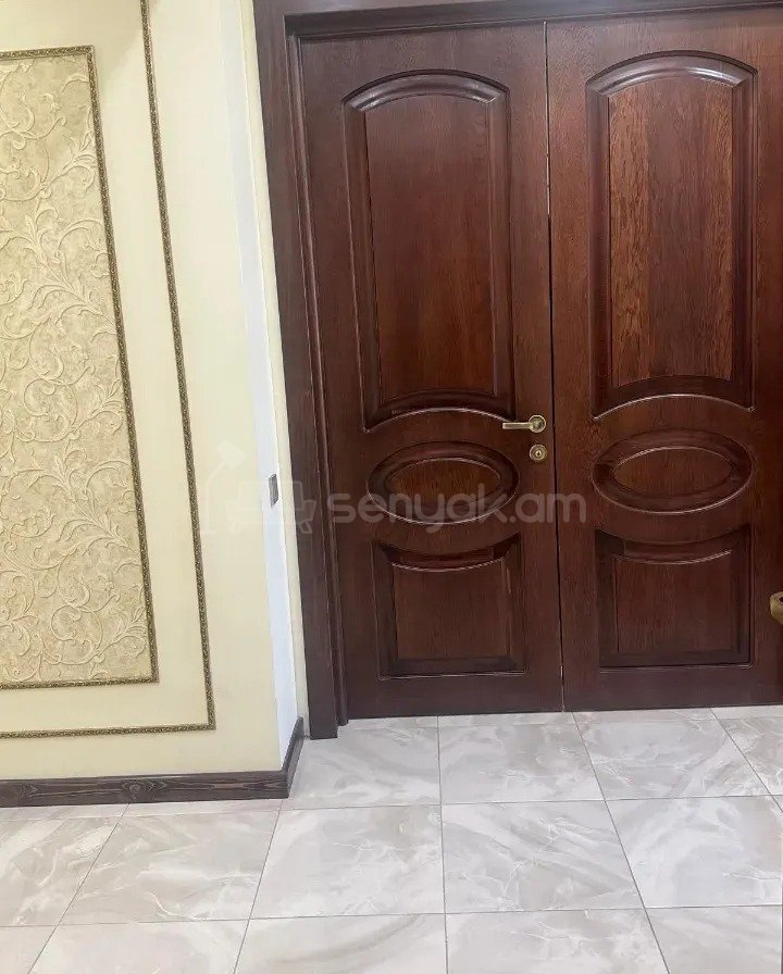 2 Սենյականոց Բնակարան Քարե Շենքում, 75քմ, 3/7 հարկ, Դիզայներական Վերանորոգված