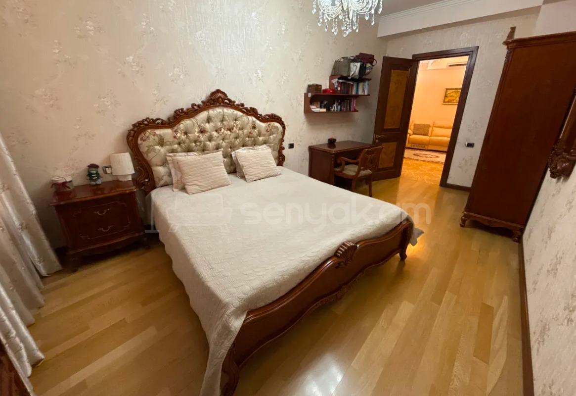 6 Սենյականոց Բնակարան Նորակառույցում, 217քմ, 6/6 հարկ, Դիզայներական Վերանորոգված