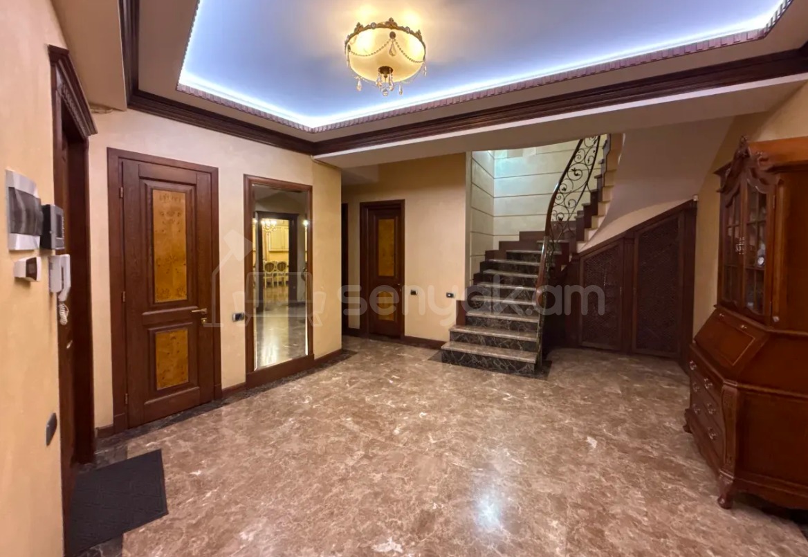 6 Սենյականոց Բնակարան Նորակառույցում, 217քմ, 6/6 հարկ, Դիզայներական Վերանորոգված