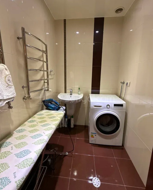 6 Սենյականոց Բնակարան Նորակառույցում, 217քմ, 6/6 հարկ, Դիզայներական Վերանորոգված