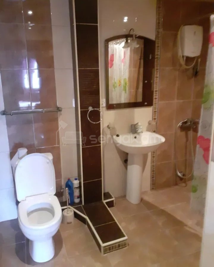 2 Սենյականոց Բնակարան, 68քմ, 8/9 հարկ, Նորմալ Վիճակում, Կահավորված