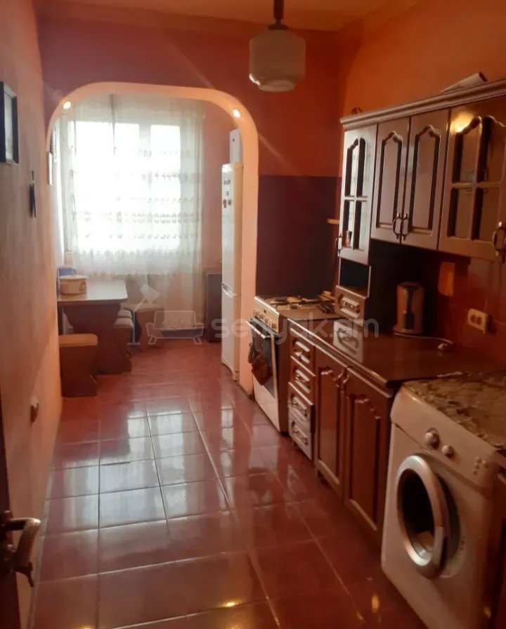 2 Սենյականոց Բնակարան, 68քմ, 8/9 հարկ, Նորմալ Վիճակում, Կահավորված