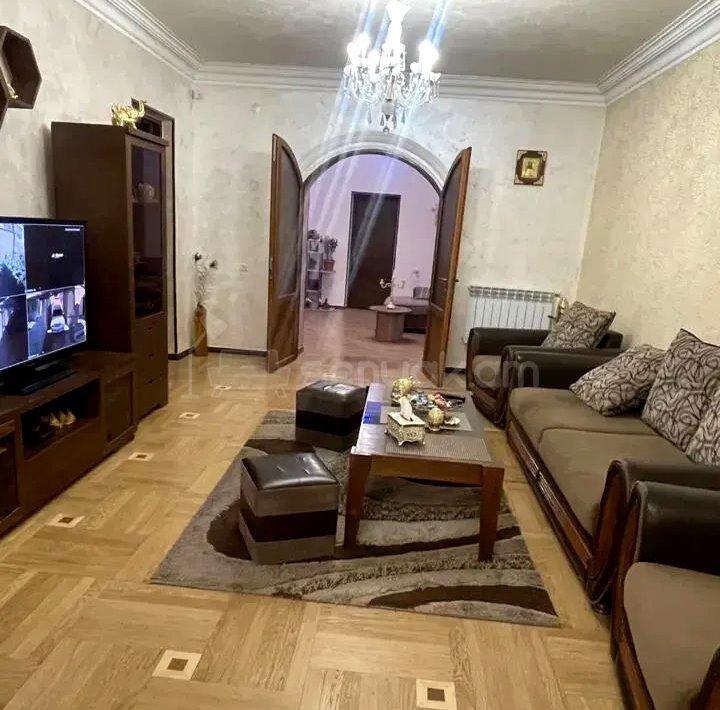 5 Սենյականոց Սեփական Տուն, 160քմ, Կապիտալ Վերանորոգված