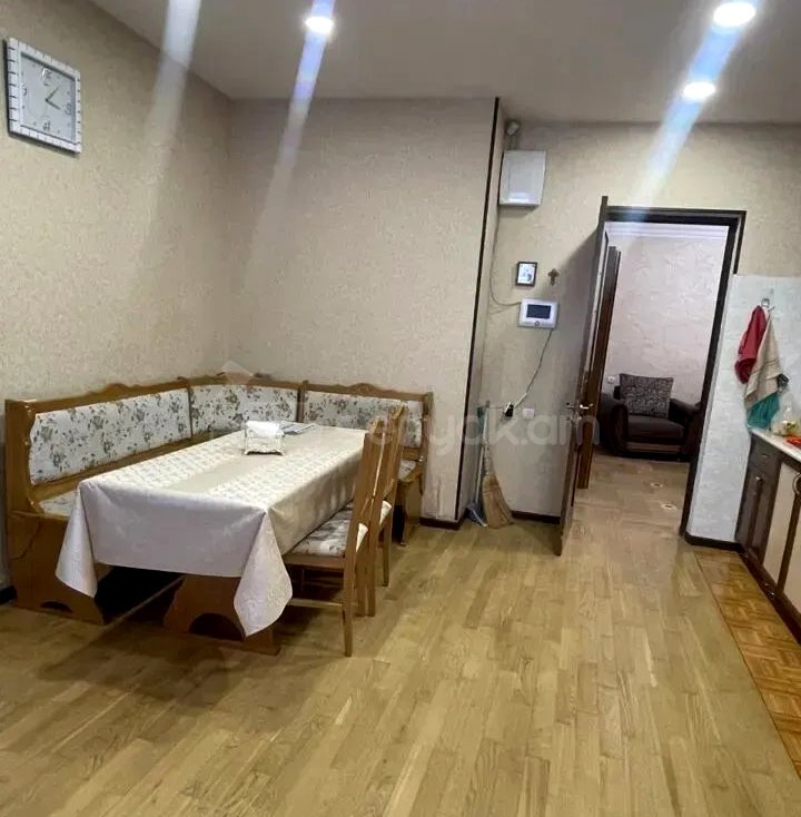 5 Սենյականոց Սեփական Տուն, 160քմ, Կապիտալ Վերանորոգված