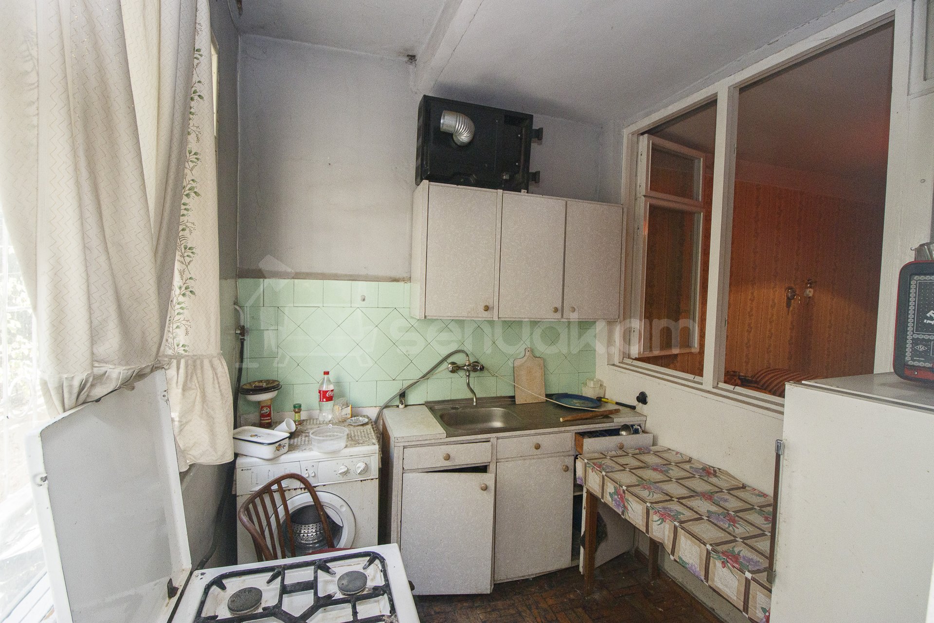 2 Սենյականոց Բնակարան Քարե Շենքում, 52քմ, 2/7 հարկ, Պետական Վիճակում