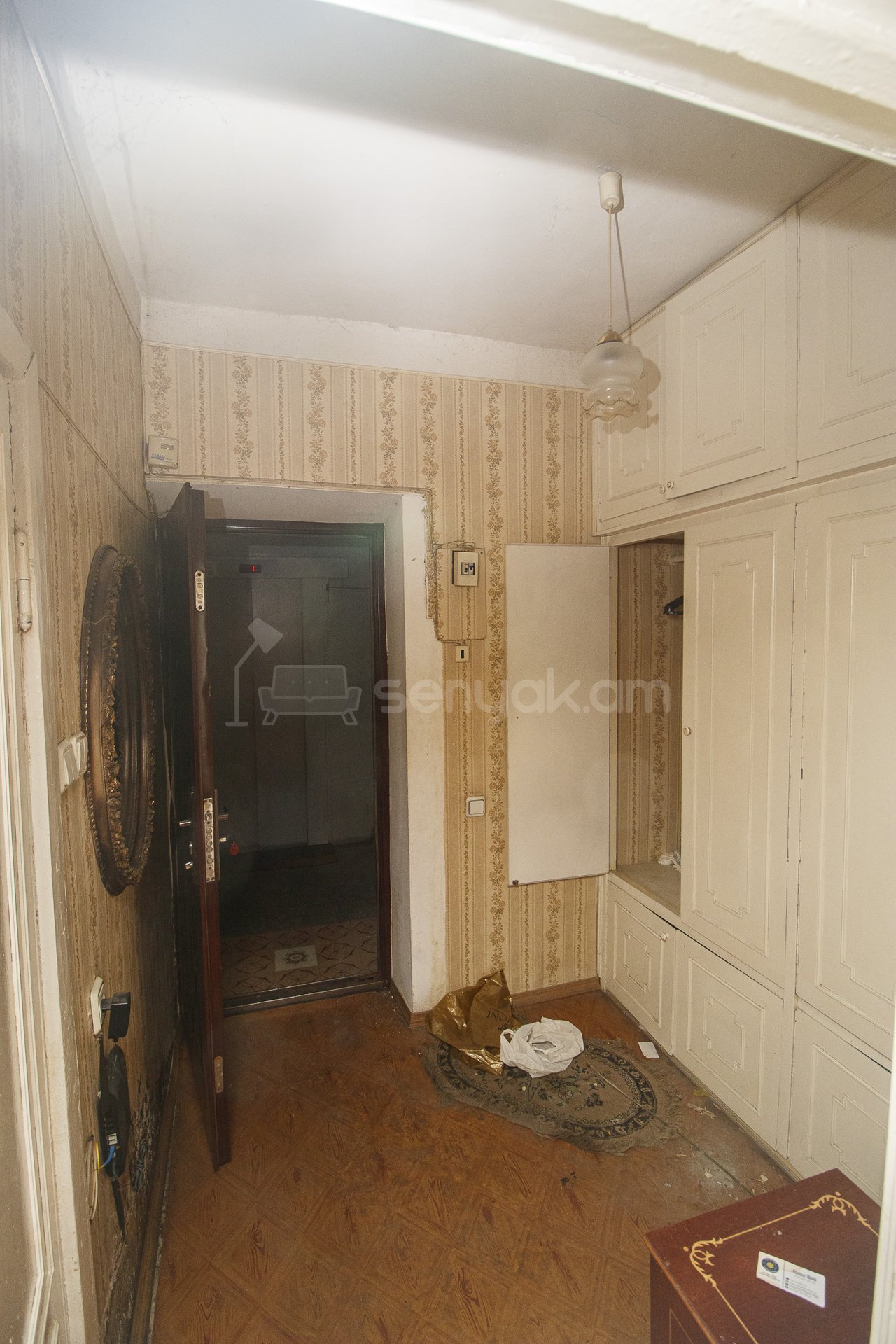 2 Սենյականոց Բնակարան Քարե Շենքում, 52քմ, 2/7 հարկ, Պետական Վիճակում