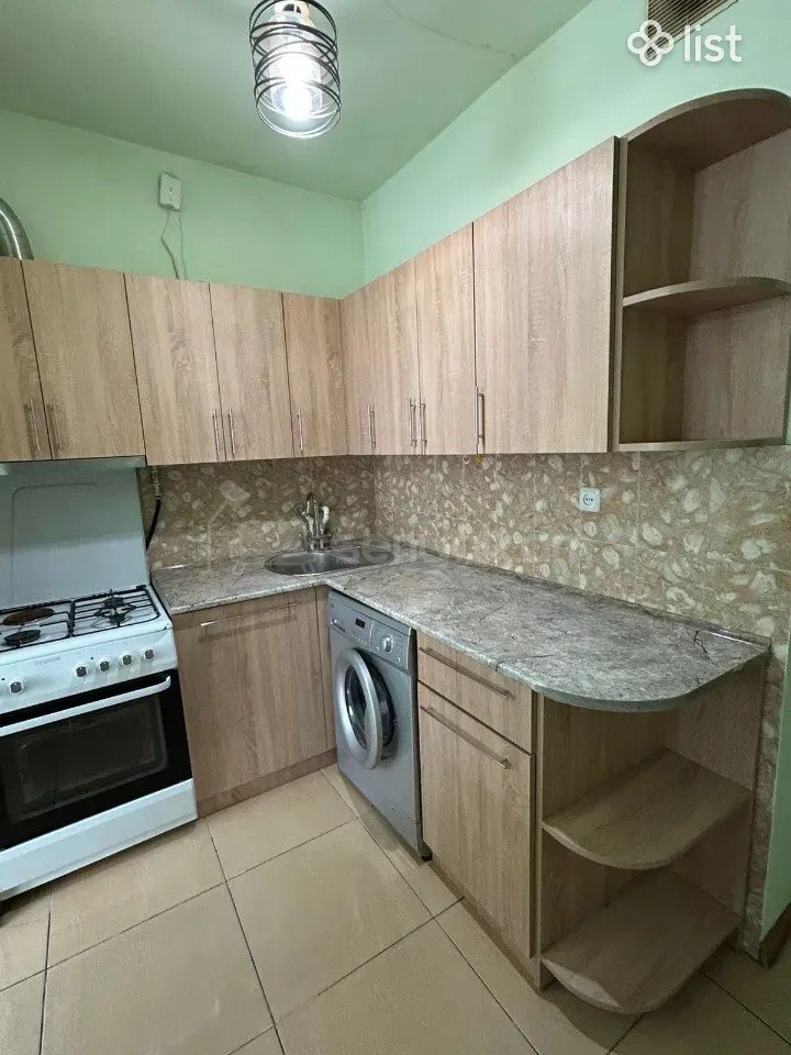 3 Սենյականոց Բնակարան Քարե Շենքում, 75քմ, 2/5 հարկ, Կապիտալ Վերանորոգված, Կահավորված, Արևկող