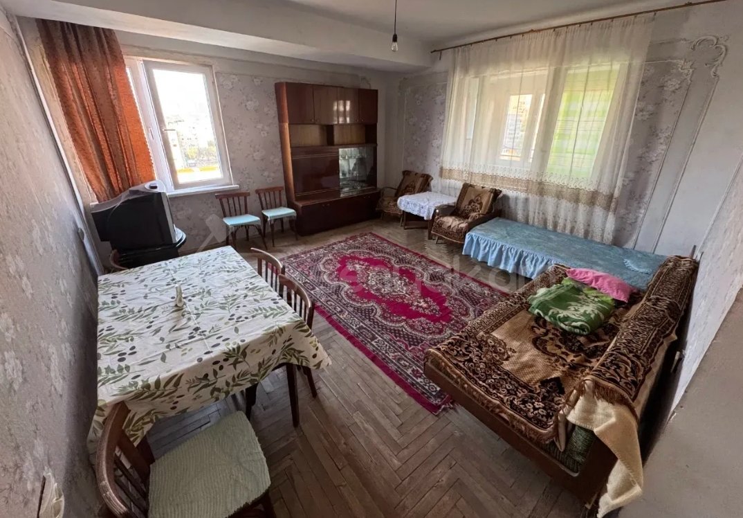 3 Սենյականոց Բնակարան, 80քմ, 9/15 հարկ, Կոսմետիկ Վերանորոգված, Կահավորված