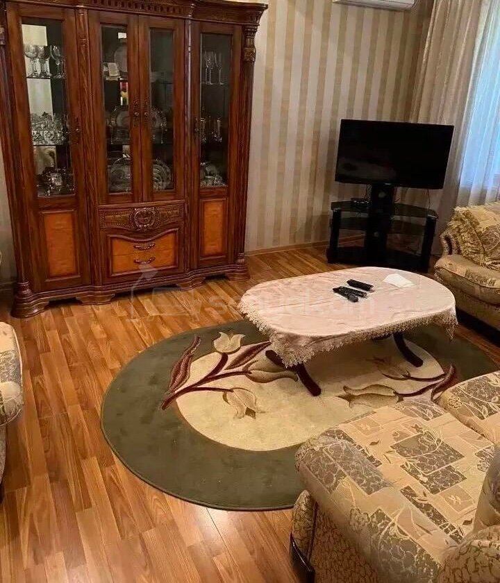 3 Սենյականոց Բնակարան Քարե Շենքում, 67քմ, 4/5 հարկ, Կապիտալ Վերանորոգված, Կահավորված, Արևկող