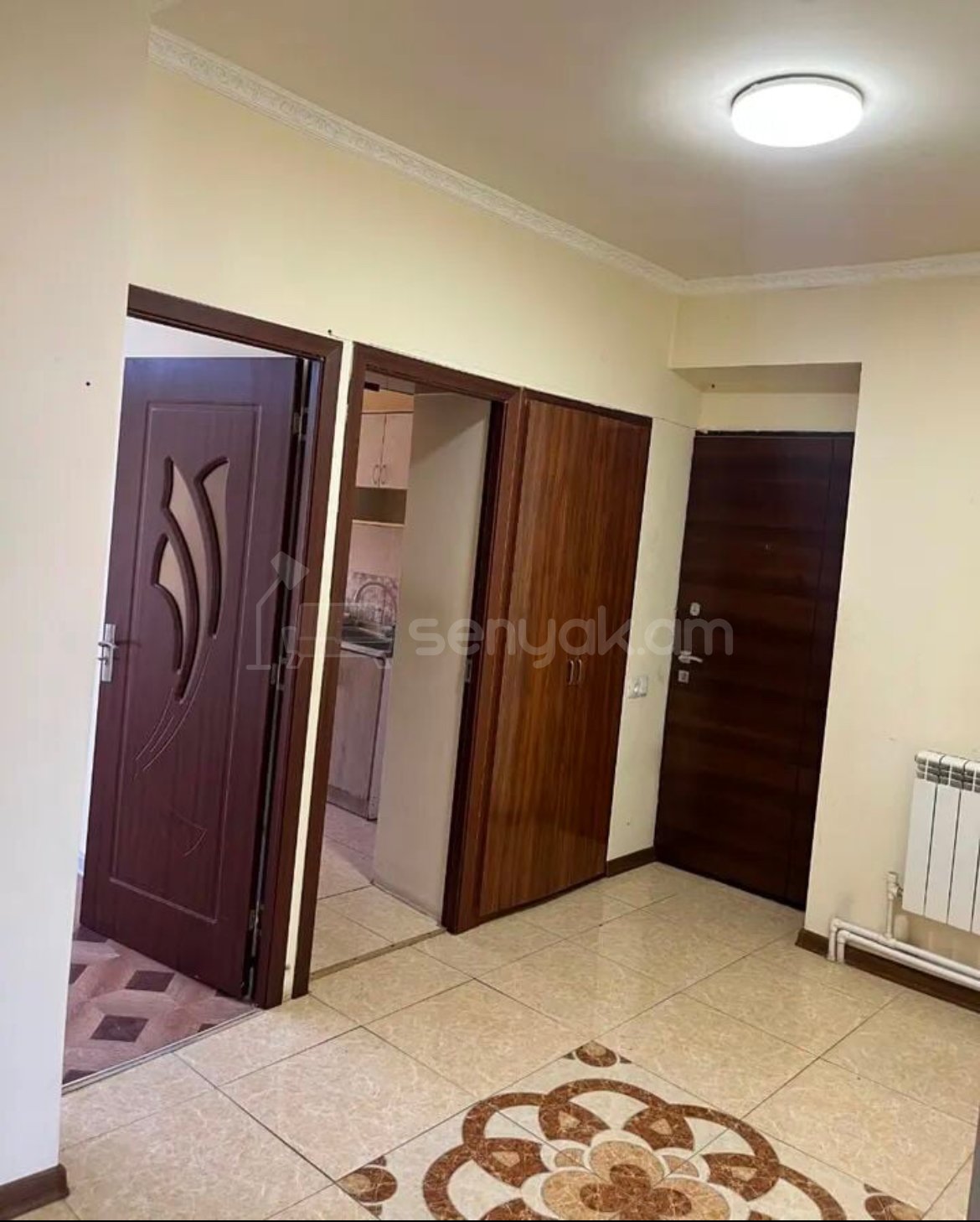 3 Սենյականոց Բնակարան Քարե Շենքում, 76քմ, 4/5 հարկ, Կապիտալ Վերանորոգված, Կահավորված, Արևկող