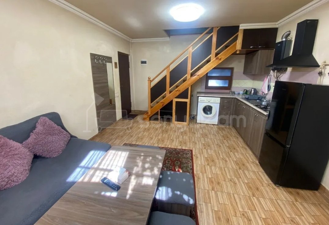 2 Սենյականոց Սեփական Տուն, 45քմ, Նորմալ Վիճակում, Կահավորված