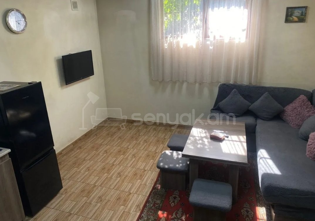 2 Սենյականոց Սեփական Տուն, 45քմ, Նորմալ Վիճակում, Կահավորված