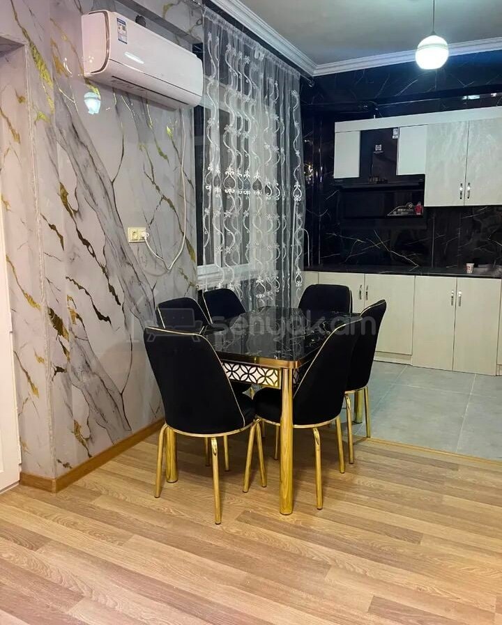 3 Սենյականոց Բնակարան Քարե Շենքում, 64քմ, 4/5 հարկ, Կապիտալ Վերանորոգված, Կահավորված