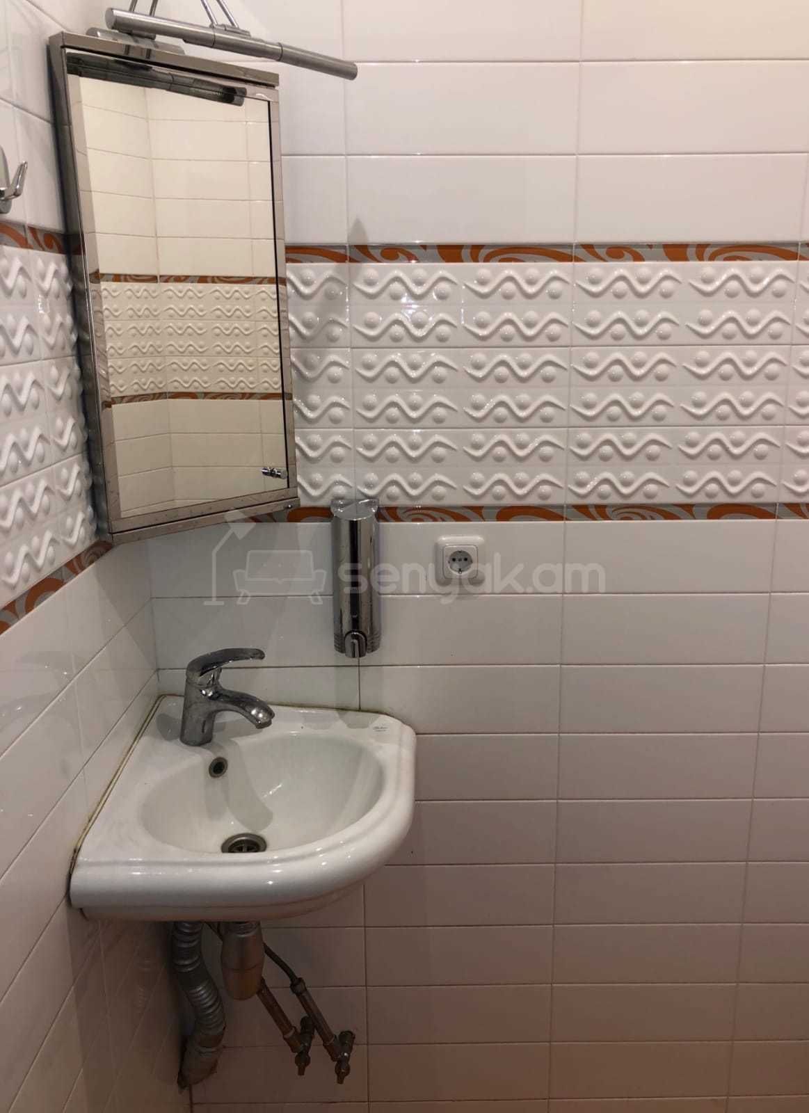 4 Սենյականոց Շքեղ Առանձնատուն, 200քմ, Լողավազանով