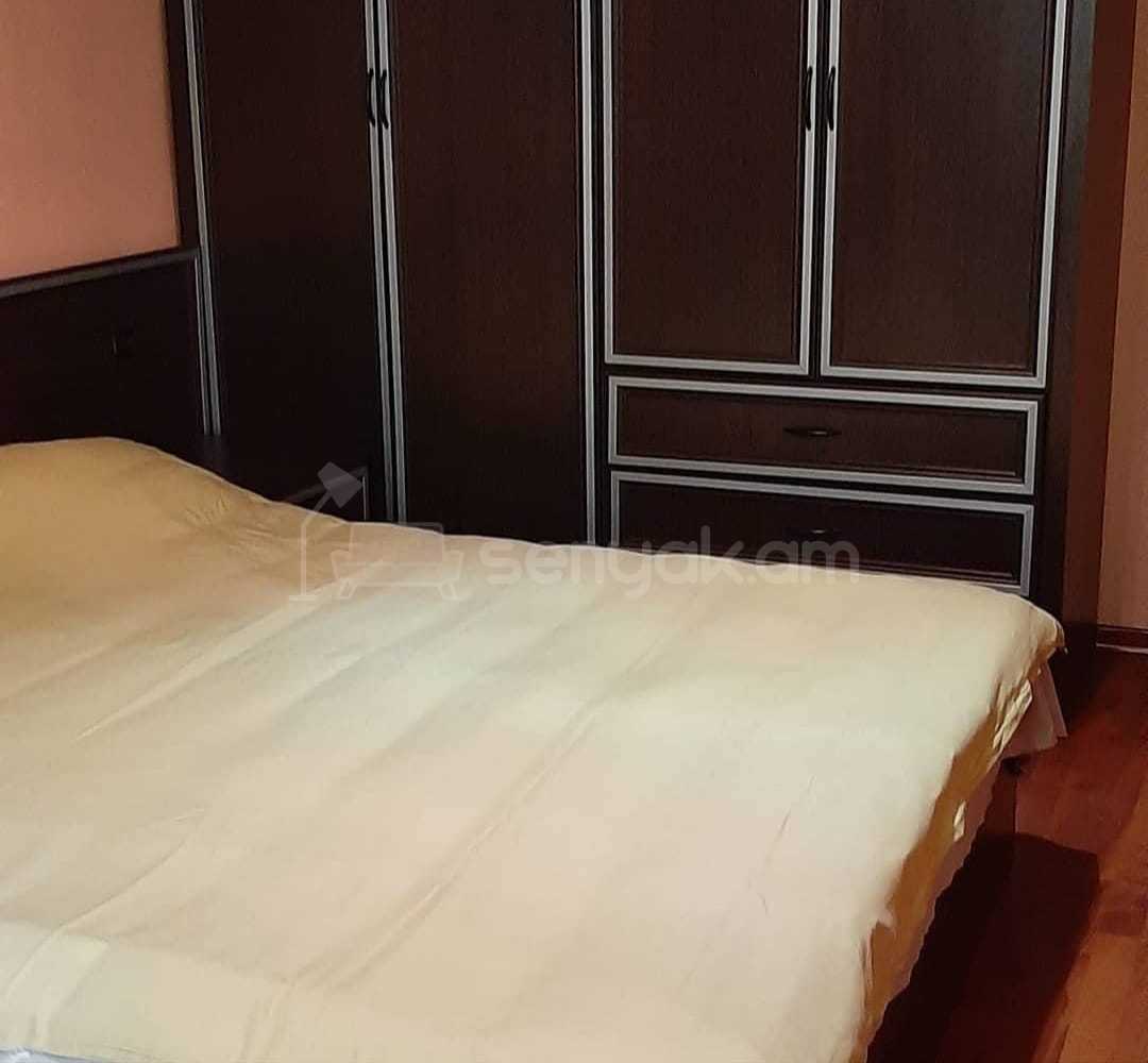 4 Սենյականոց Շքեղ Առանձնատուն, 200քմ, Լողավազանով