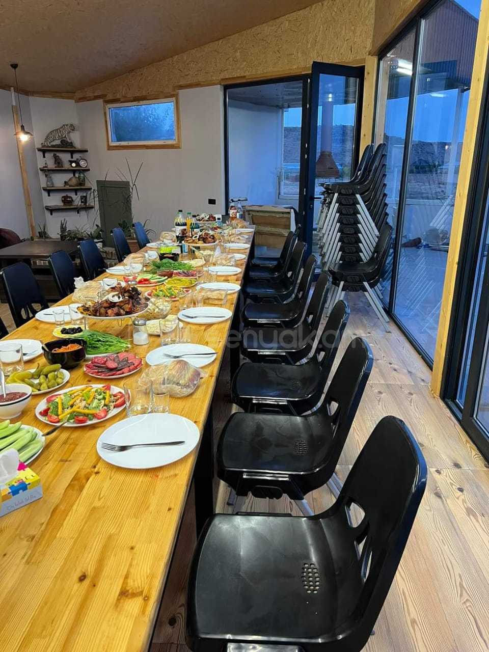 3 Սենյականոց Ամառանոց, 200քմ, Լողավազանով