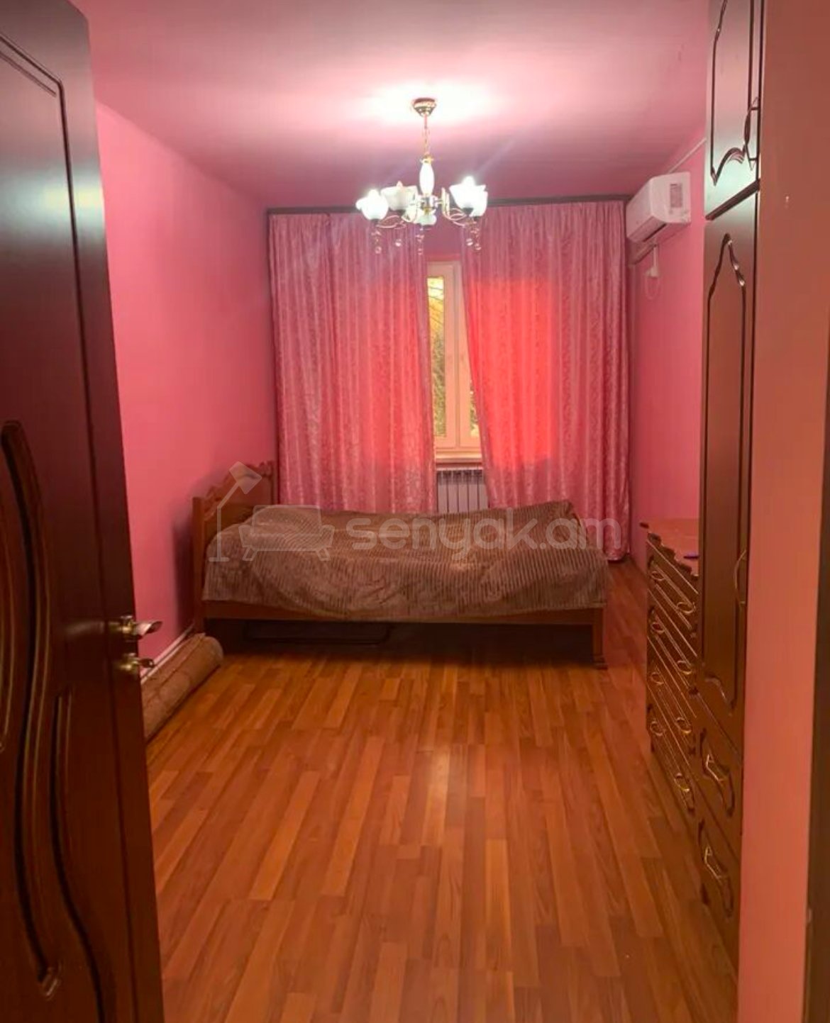 3 Սենյականոց Բնակարան Քարե Շենքում, 56քմ, 1/4 հարկ, Կապիտալ Վերանորոգված, Կահավորված, Արևկող