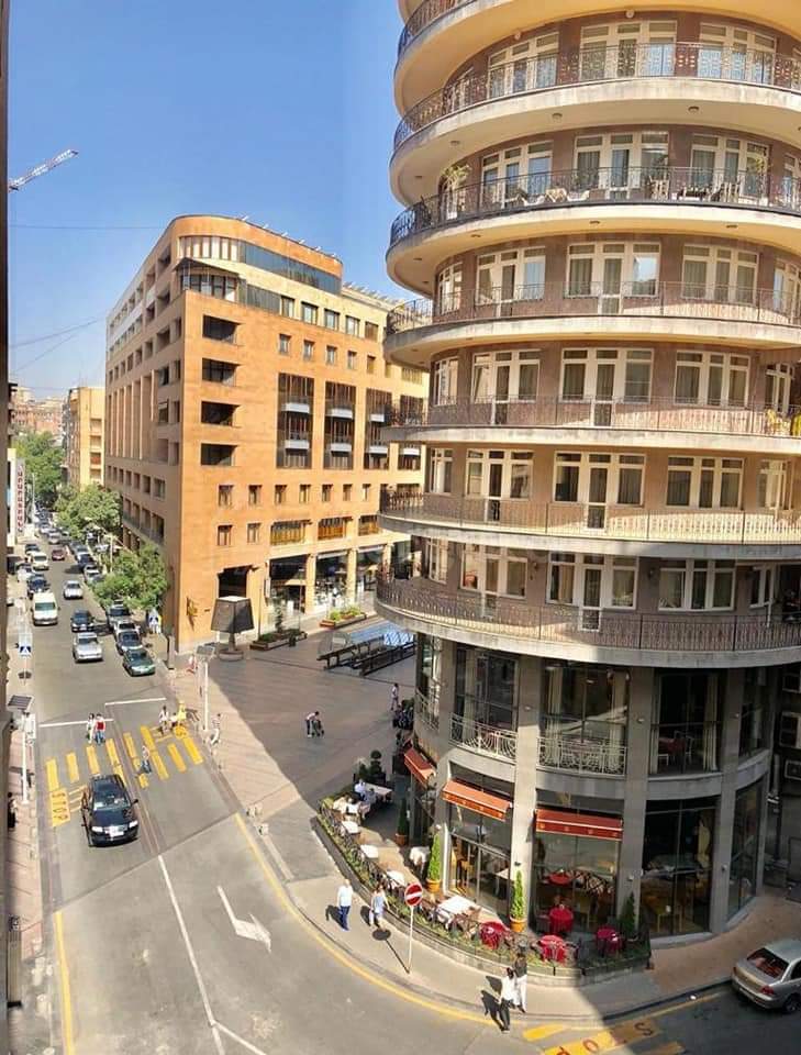 2 Սենյականոց Բնակարան Նորակառույցում, 65քմ, 8/12 հարկ, Դիզայներական Վերանորոգված