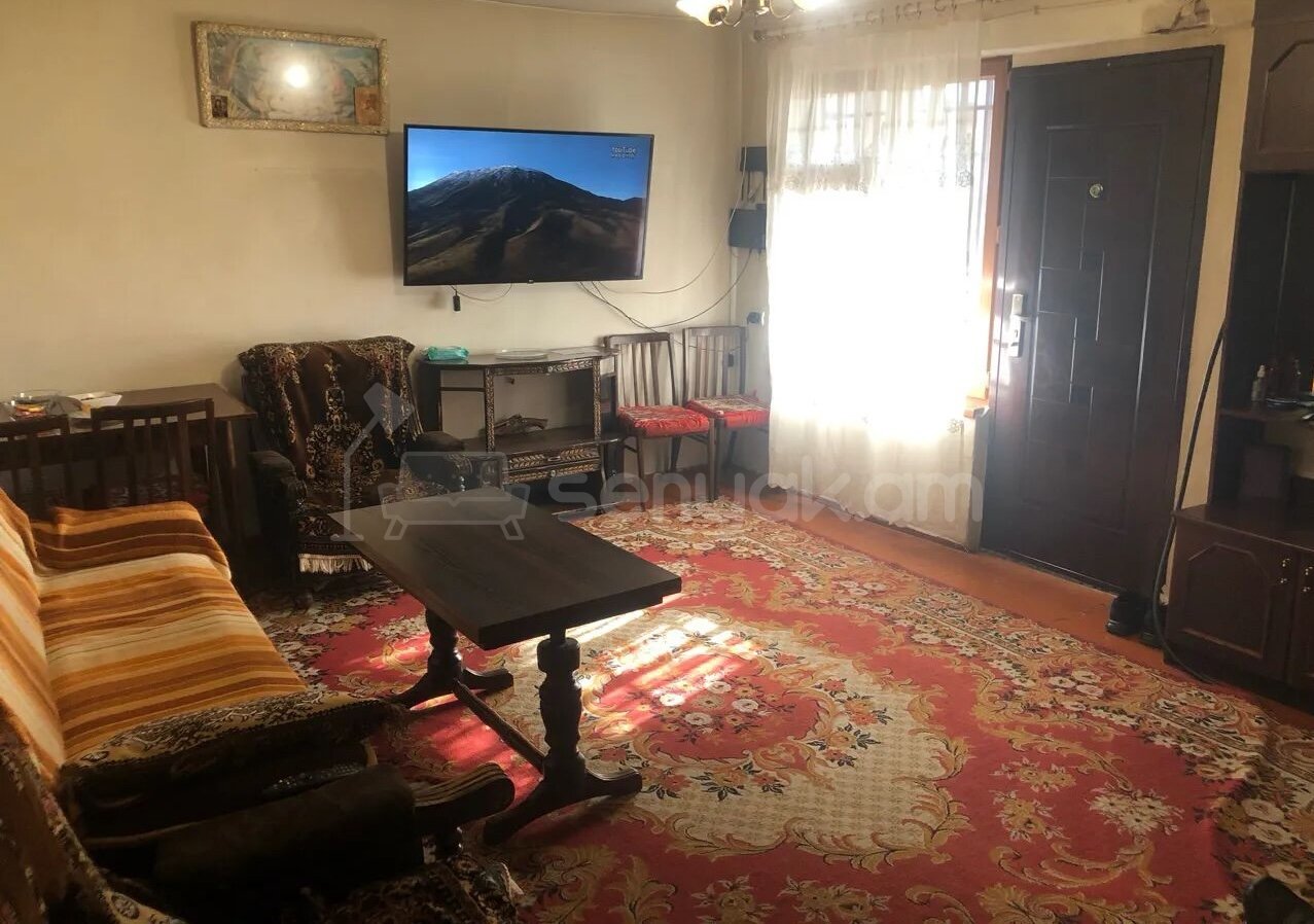 5 Սենյականոց Սեփական Տուն, 100քմ, Նորմալ Վիճակում, Կահավորված, Ավտոտնակով