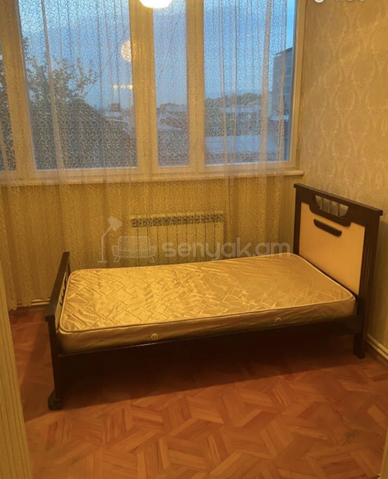 4 Սենյականոց Բնակարան Քարե Շենքում, 81քմ, 3/4 հարկ, Կապիտալ Վերանորոգված, Կահավորված