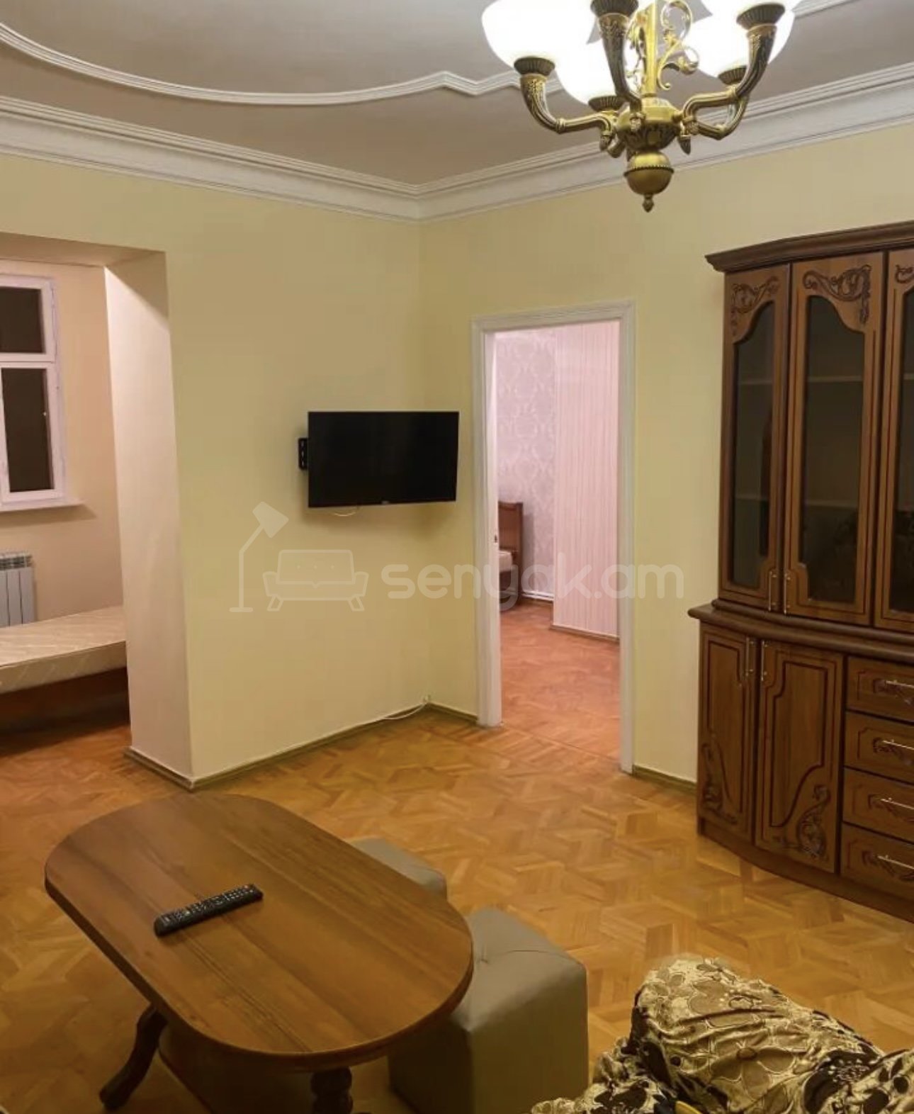 4 Սենյականոց Բնակարան Քարե Շենքում, 81քմ, 3/4 հարկ, Կապիտալ Վերանորոգված, Կահավորված