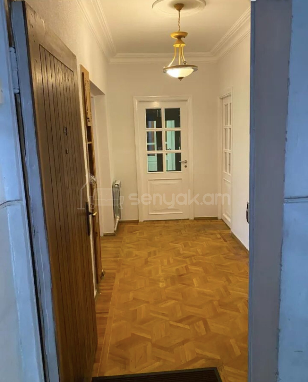 4 Սենյականոց Բնակարան Քարե Շենքում, 81քմ, 3/4 հարկ, Կապիտալ Վերանորոգված, Կահավորված