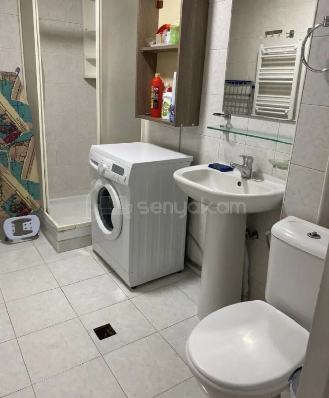 4 Սենյականոց Բնակարան Քարե Շենքում, 81քմ, 3/4 հարկ, Կապիտալ Վերանորոգված, Կահավորված