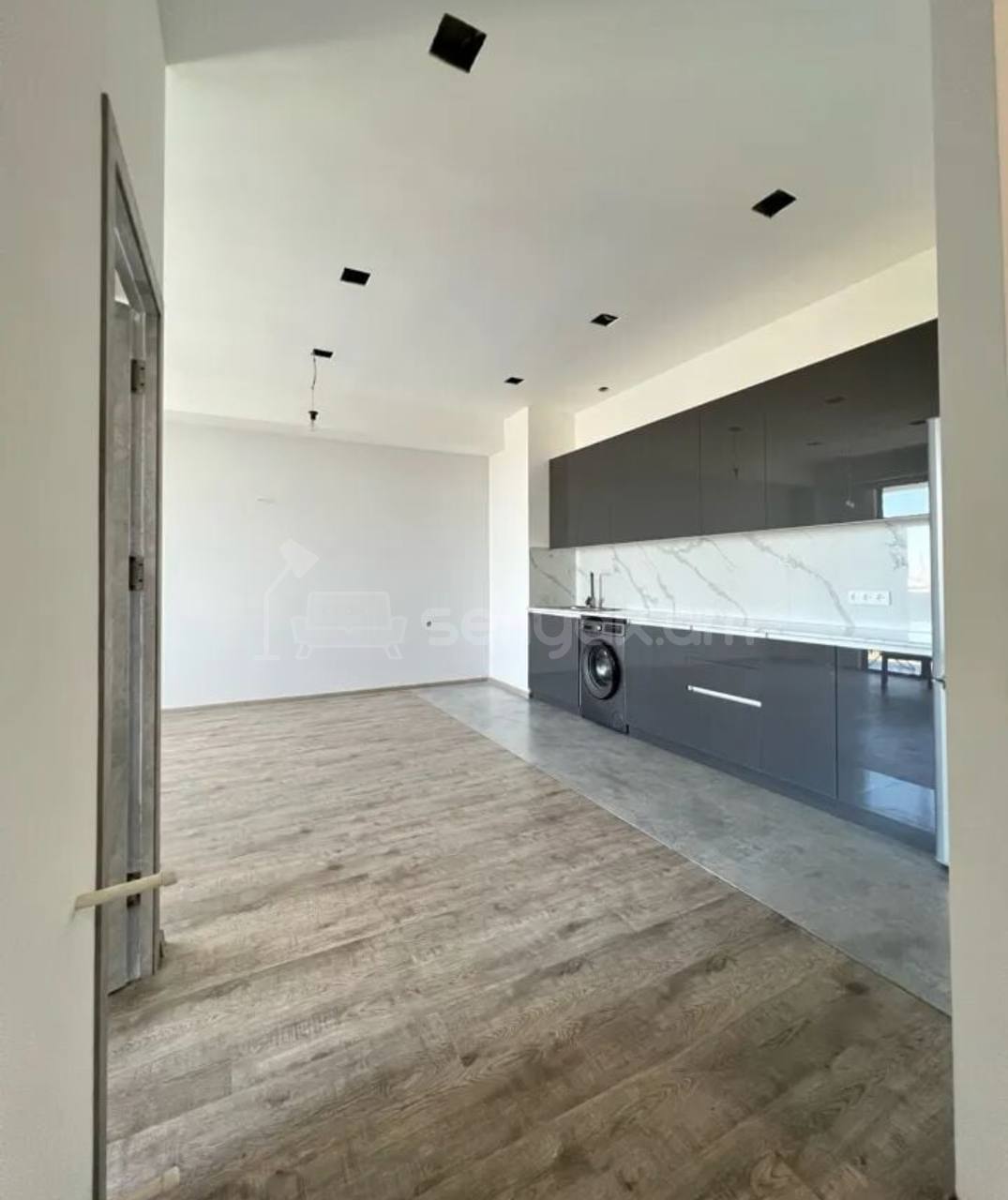 3 Սենյականոց Բնակարան, 72քմ, 5/5 հարկ, Կապիտալ Վերանորոգված